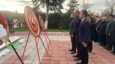 10 KASIM'DA ATAÜTÜRK'Ü SAYGIYLA ANDIK.